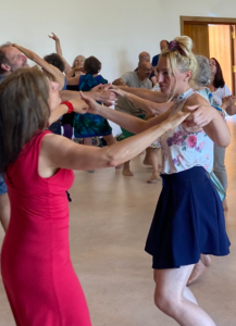sommercamp2025_paartanz_mirijam_christine Biodanza Sommercamp an den Helfensteinen